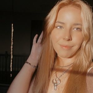 Meet your Posher, Collette